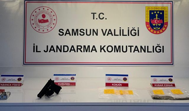 Samsun'da silah kaçakçılığı ve uyuşturucu operasyonunda 2 kişi yakalandı