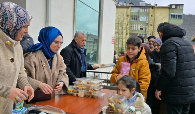 Çaykara'da "tekne orucu" etkinliği düzenlendi