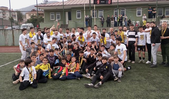 Kastamonu 1. Amatör Küme'de Cide Belediyespor şampiyonluğunu ilan etti