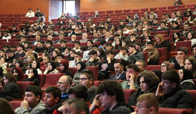 Bolu'da "Gençlik Üniversitesi" projesi hayata geçiriliyor