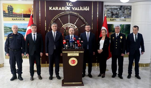İçişleri Bakan Yardımcısı Turan, Karabük'te sahipsiz hayvanlara ilişkin konuştu: