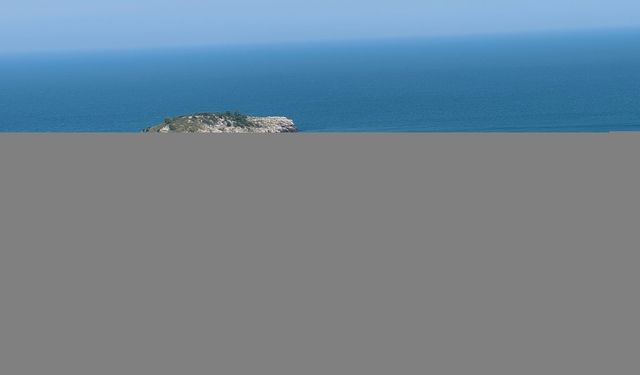 "Astoria Grande" kruvaziyeri 997 Rus yolcusuyla Amasra'ya geldi