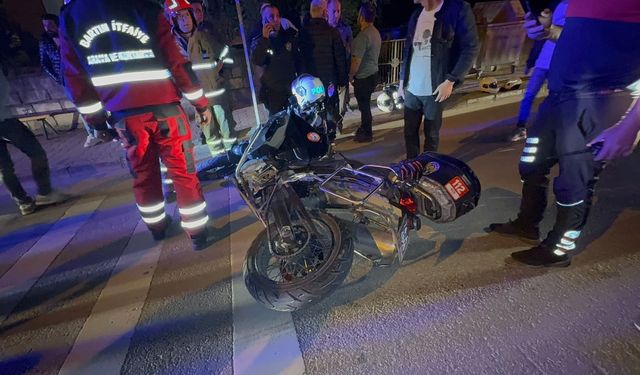 Bartın'da köpeğe çarpmamak için kaza yapan motosikletteki 2 polis memuru yaralandı