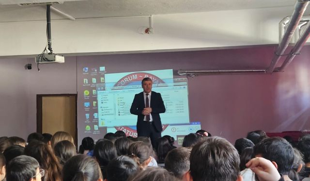 Bayat'ta öğrencilere vergi bilinci anlatıldı