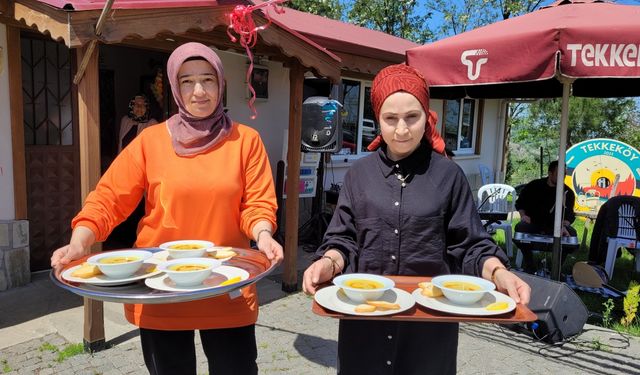 Samsun'da eğitimci anneler mutfakta yarıştı