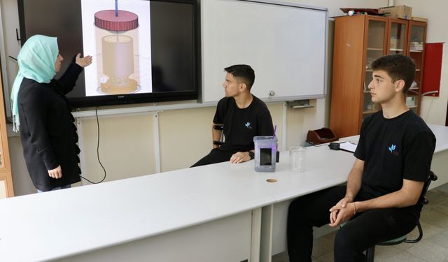 "SuVita Acil Durum Matarası Projesi", liselilere ödül getirdi