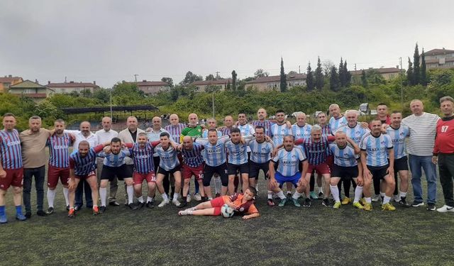 KANDİLLİ'DE DOSTLUK TURNUVASI