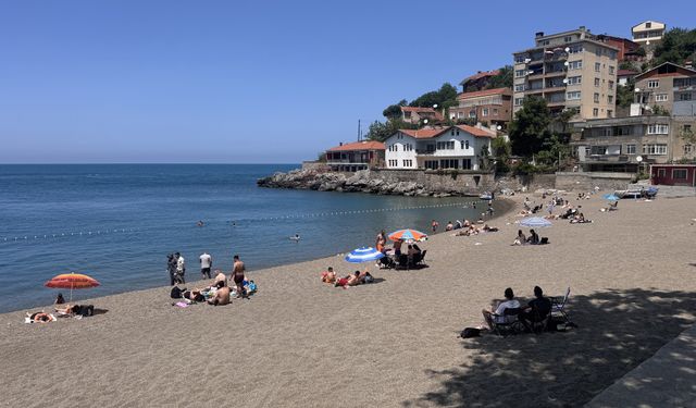 MESİRE ALANI VE SAHİLLER İLK GÜN İLGİ GÖRDÜ