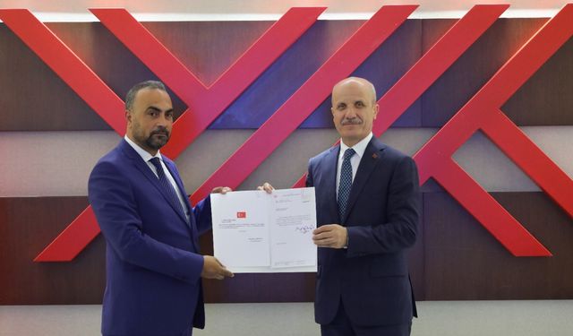 Bartın Üniversitesi Rektörü Prof. Dr. Ahmet Akkaya mazbatasını aldı
