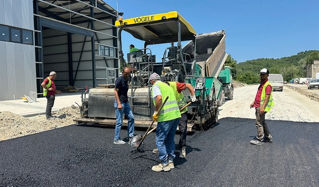 Bartın'da yol düzenleme çalışmaları sürüyor