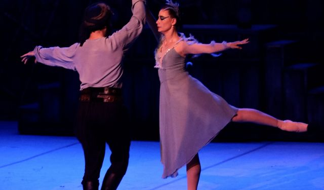 Samsun Devlet Opera ve Balesi "Piri Reis" eserini sanatseverlerle buluşturdu