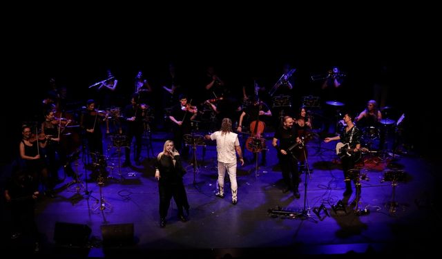 "Senforock Orkestrası" Samsun Kültür Yolu Festivali'nde sahne aldı