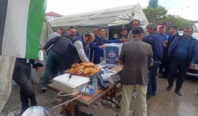 Sulusaray'da Gazze için kermes düzenlendi