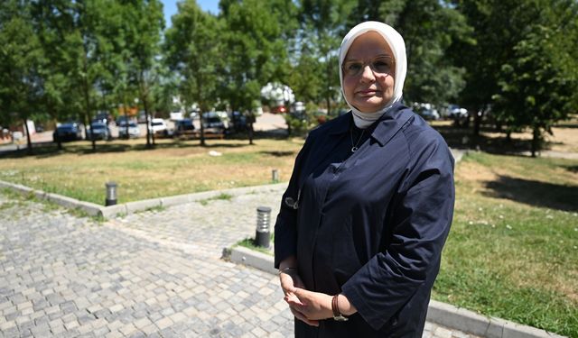 15 Temmuz gecesi, Meclis'in bombalandığını canlı yayınla kamuoyuna duyurdu