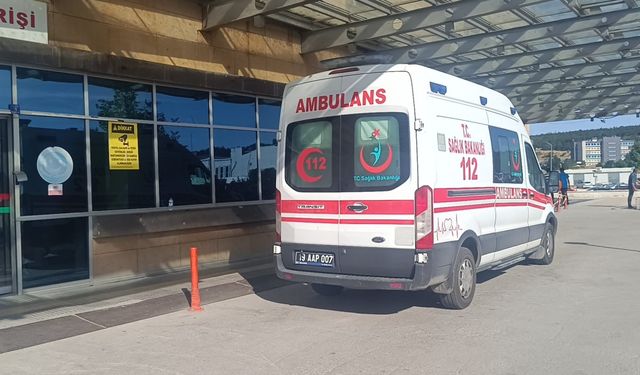 Çorum'da 5. kattaki evlerinin penceresinden düşen çocuk hayatını kaybetti