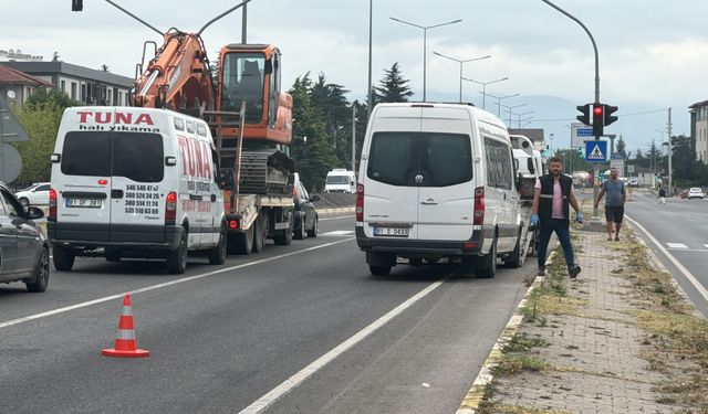 MİNİBÜSÜN ÇARPTIĞI BİSİKLETLİ KİŞİ ÖLDÜ