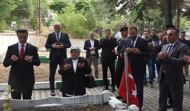 Karadeniz'de 15 Temmuz dolayısıyla şehitlikler ziyaret edildi