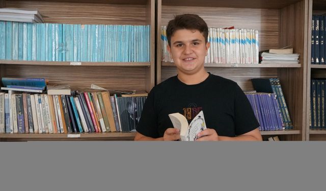 LGS sınavında tam puan alan Kayra Aras Dağ, planlı çalışıp kitap okuyarak başarılı oldu