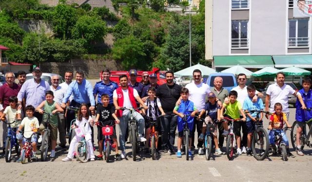 Piraziz'de, 15 Temmuz Demokrasi ve Milli Birlik Günü etkinliği