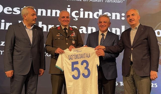 Rize'de "Zaferin Adı Türkiye" konferansı düzenlendi
