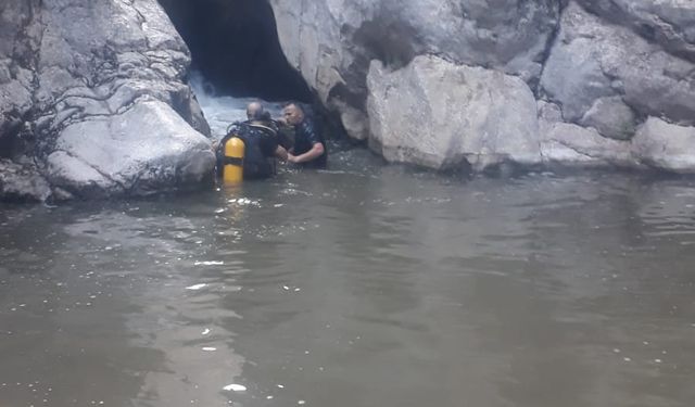 Tokat'ta kanyondaki şelaleden düşen kişi hayatını kaybetti