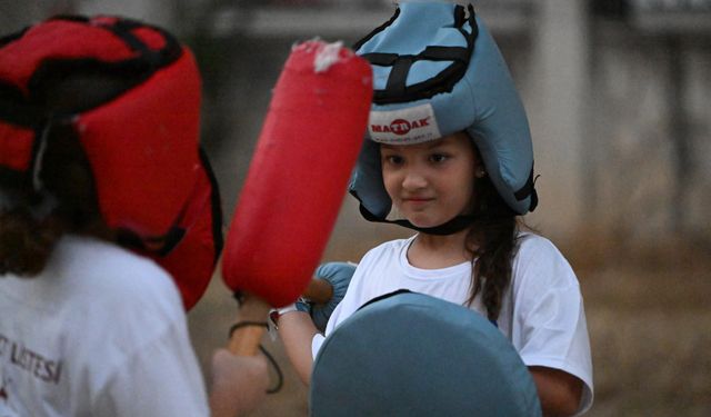TÜGVA "Yaz Okulu" ve "Doğa Kampı" etkinliği Düzce'de yapıldı