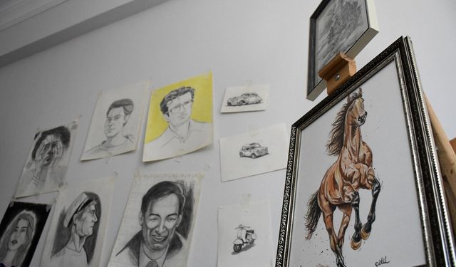 Tuvalinde insanı ve doğayı anlatan ressam, kent kimliğini yansıtan eserleriyle Düzce'yi tanıtıyor