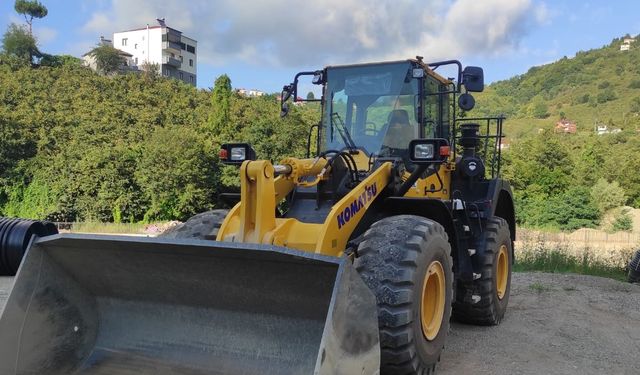 Yağlıdere'de köylerde kullanılacak iş makinesi hizmete girdi