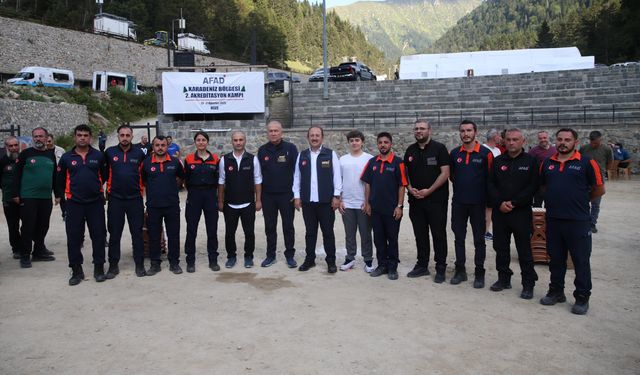 AFAD Başkanı Pehlivan, Karadeniz Bölgesi 2. Akreditasyon Kampı'nı ziyaret etti: