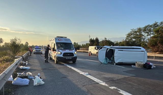 DEVRİLDİ, 6 KİŞİ YARALANDI