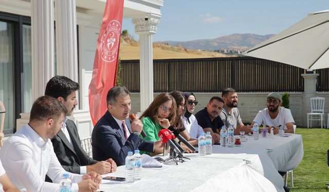 Çorum Gençlik ve Spor İl Müdürü Demirkıran gazetecilerle bir araya geldi