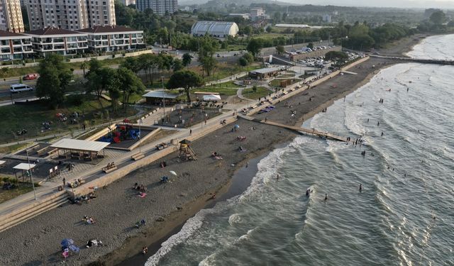 Karadeniz'deki Batıpark Millet Bahçesi, ziyaretçilerine birçok aktiviteyi bir arada sunuyor