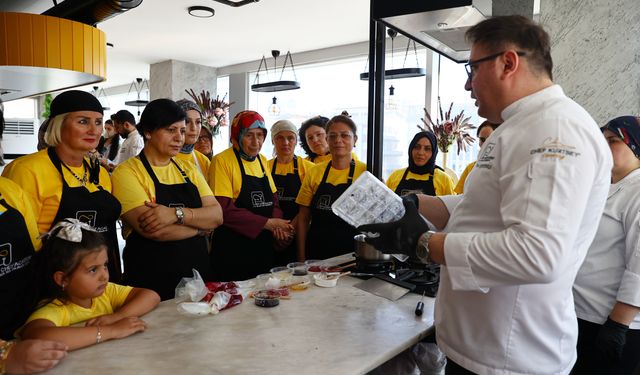 Lösemililer LÖSEV'in çikolata tadındaki etkinliğinde moral depoladı
