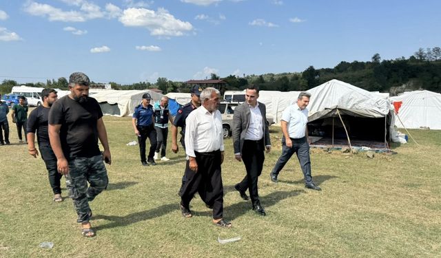 Salıpazarı Kaymakamı Beyazıt, mevsimlik tarım işçilerini ziyaret etti