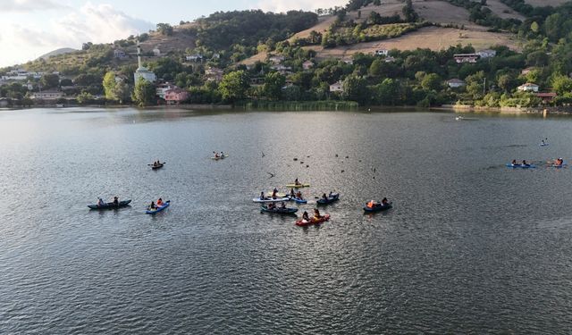 Samsun'da Batık Minare çevresi su sporları tutkunlarını ağırlıyor