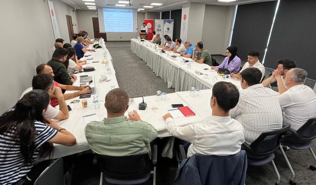 Samsun'da yeni nesil habercilik için gazetecilere dron eğitimi veriliyor