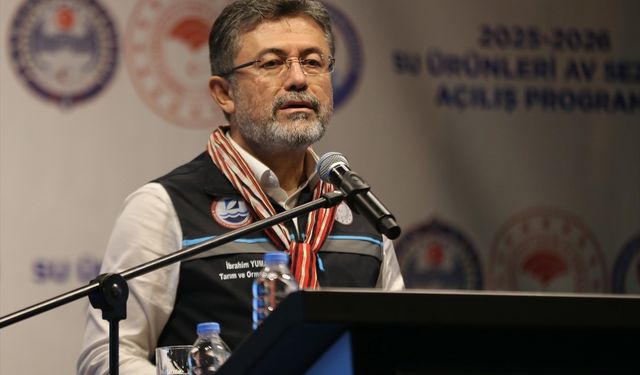 Tarım ve Orman Bakanı Yumaklı, Trabzon'da Su Ürünleri Av Sezonu açılışında konuştu: