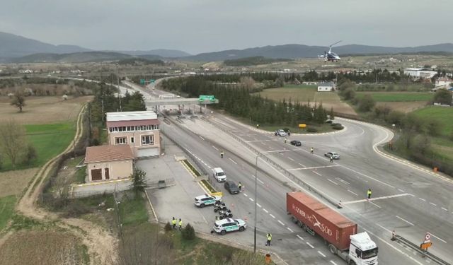 Bolu'da cayrokopterle yapılan trafik denetimlerinde 120 bin 847 lira ceza uygulandı
