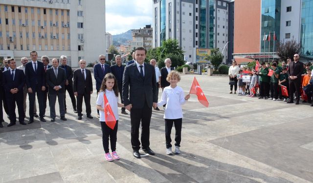 Rize'de İlköğretim Haftası kutladı