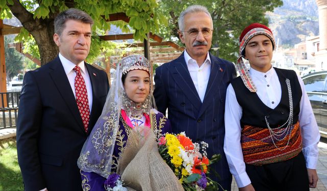 Ulaştırma ve Altyapı Bakanı Uraloğlu, Amasya'da konuştu: