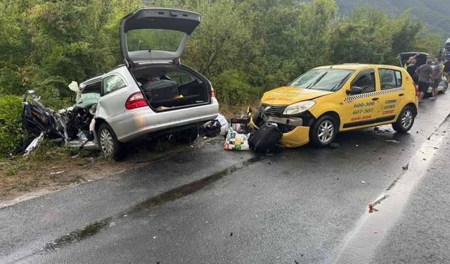 İZİN YOLUNDA KAZA CAN ALDI
