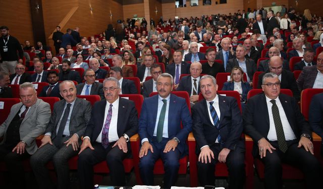 AK Parti Genel Başkan Yardımcısı Yazıcı, Uluslararası Rize Ticaret ve Ekonomi Kongresi Zirvesi'nde konuştu