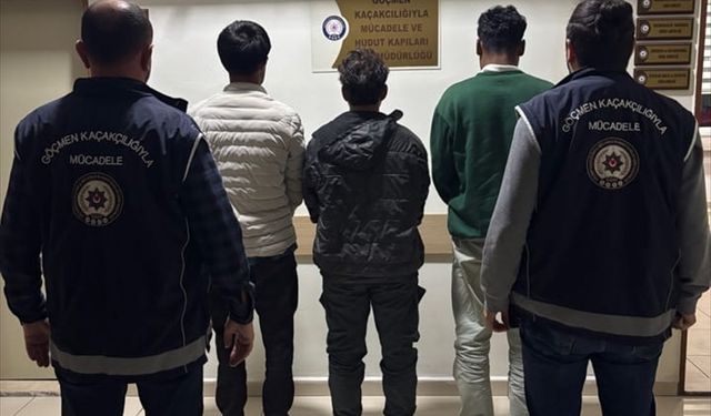 Amasya'da bir minibüste 3 düzensiz göçmen yakalandı