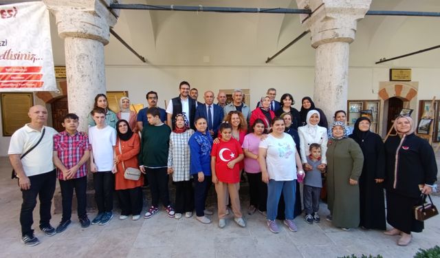 Amasya'da 'Otizmli Çocukların Objektifinden Camiler' adlı fotoğraf sergisi açıldı