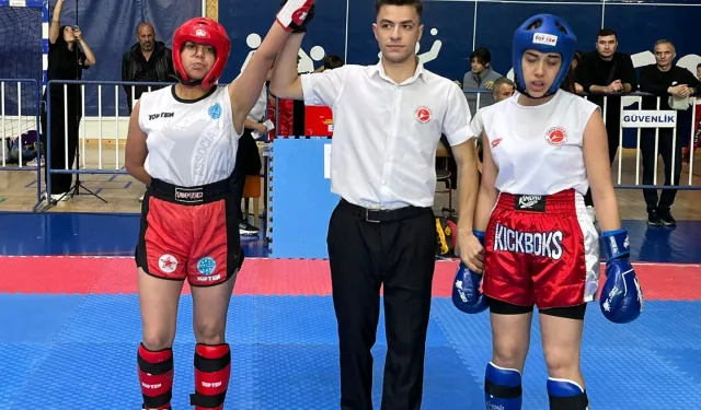 Bilecik Pazaryeri'nin yıldızları Uşak'ta tarih yazdı!