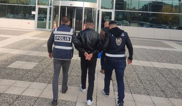 DEDESİNİN EVİNİ SOYAN TORUN TUTUKLANDI