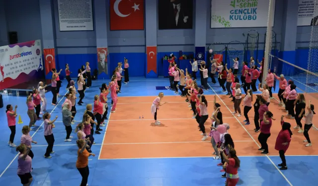 Bursa Büyükşehir kadınları sporla buluşturuyor