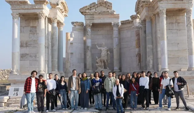 Denizli Büyükşehir'den gençlere yönelik turizm atağı