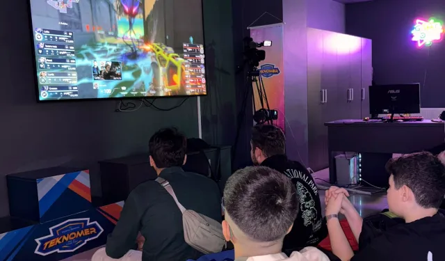 Espor tutkunları Keçiören'de final heyecanı yaşadı