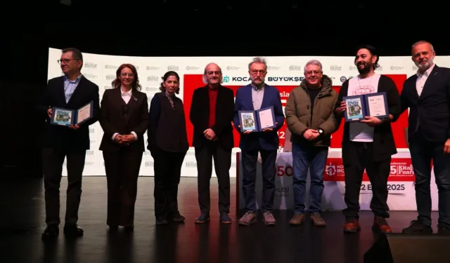 Kocaeli Kitap Fuarı'nda 'Şehrengiz' kitabı tanıtıldı